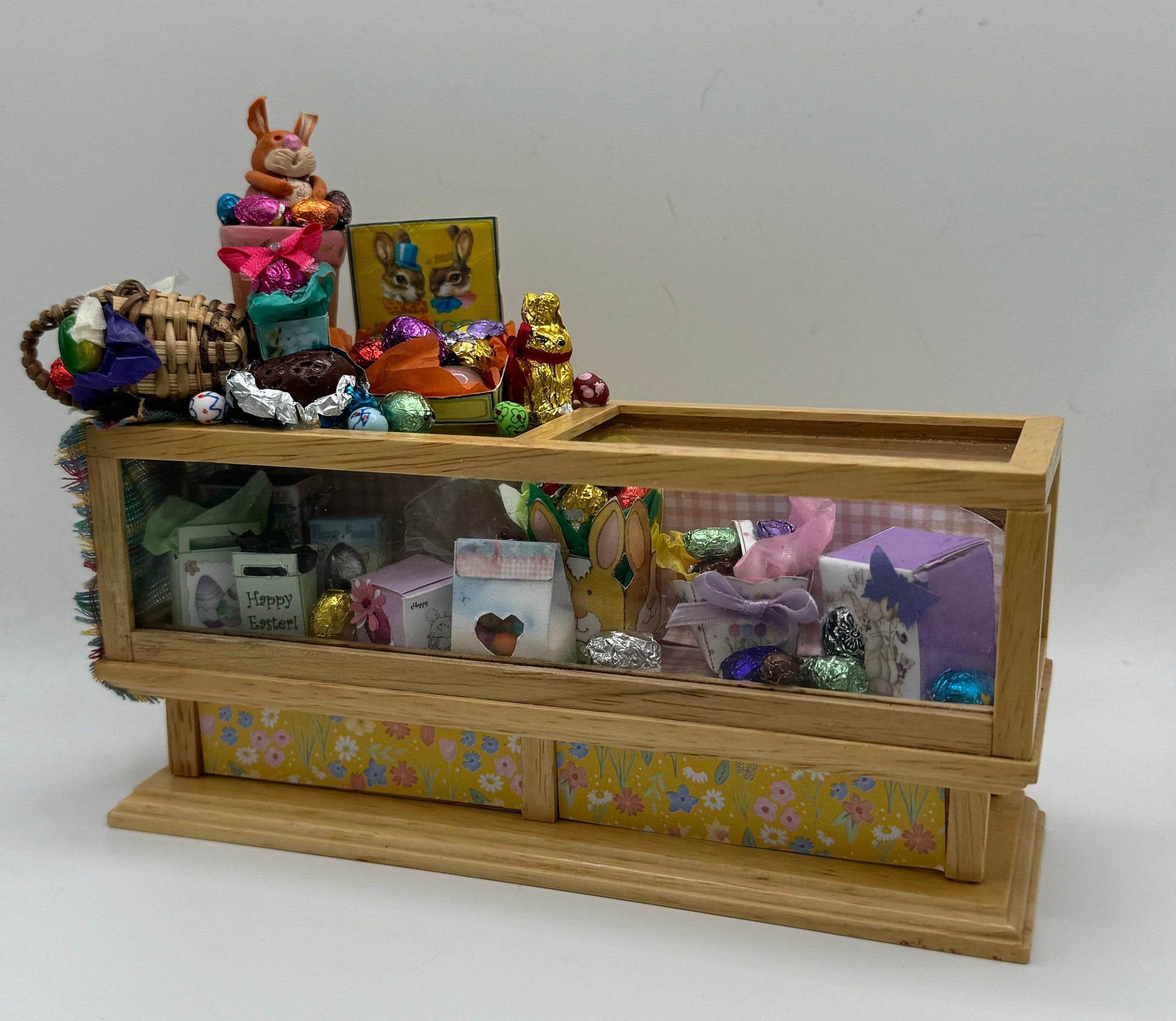 1/12th Easter Shop Sweet Counter
