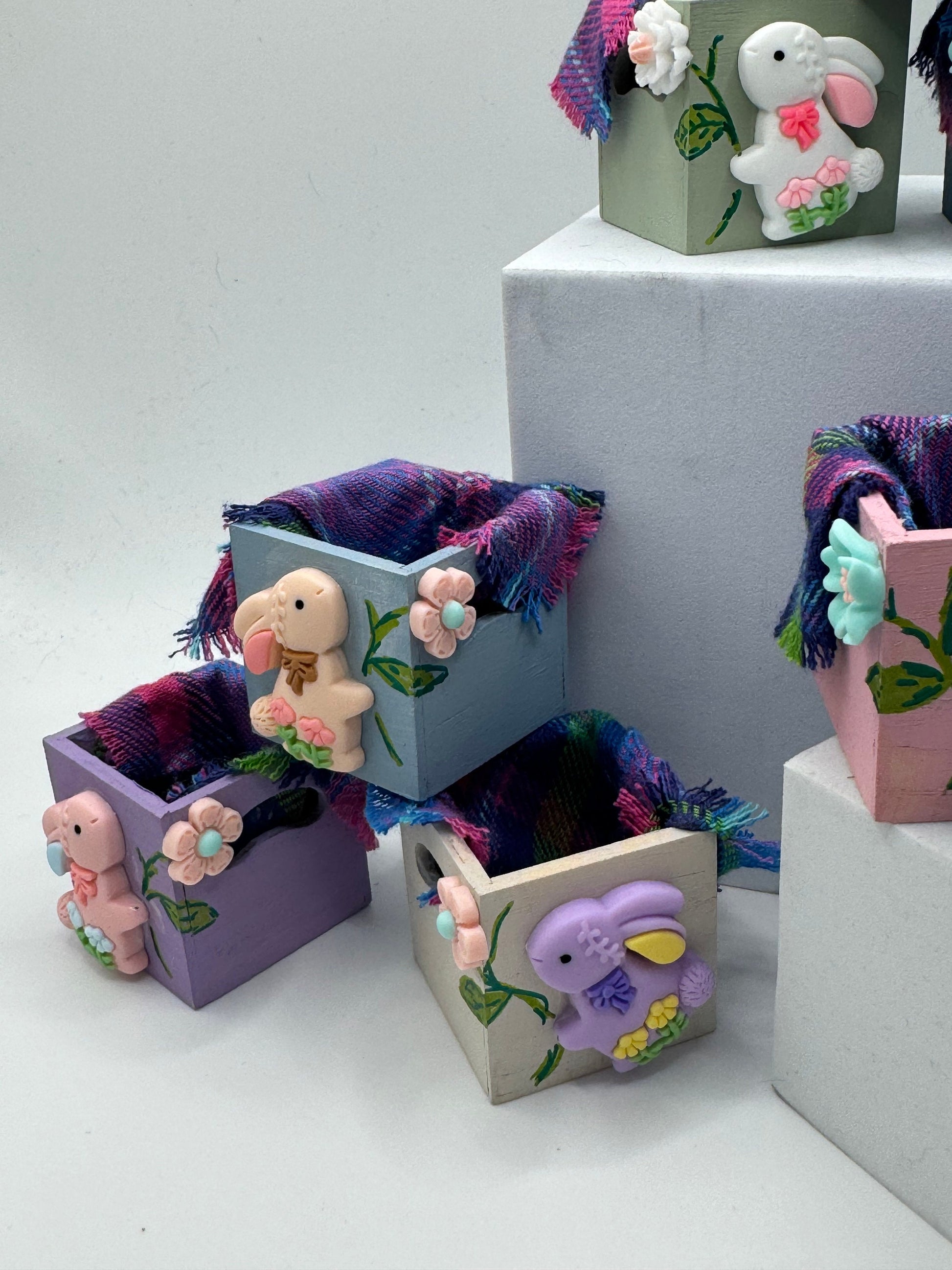 1/12th Bunny Rabbit box x1