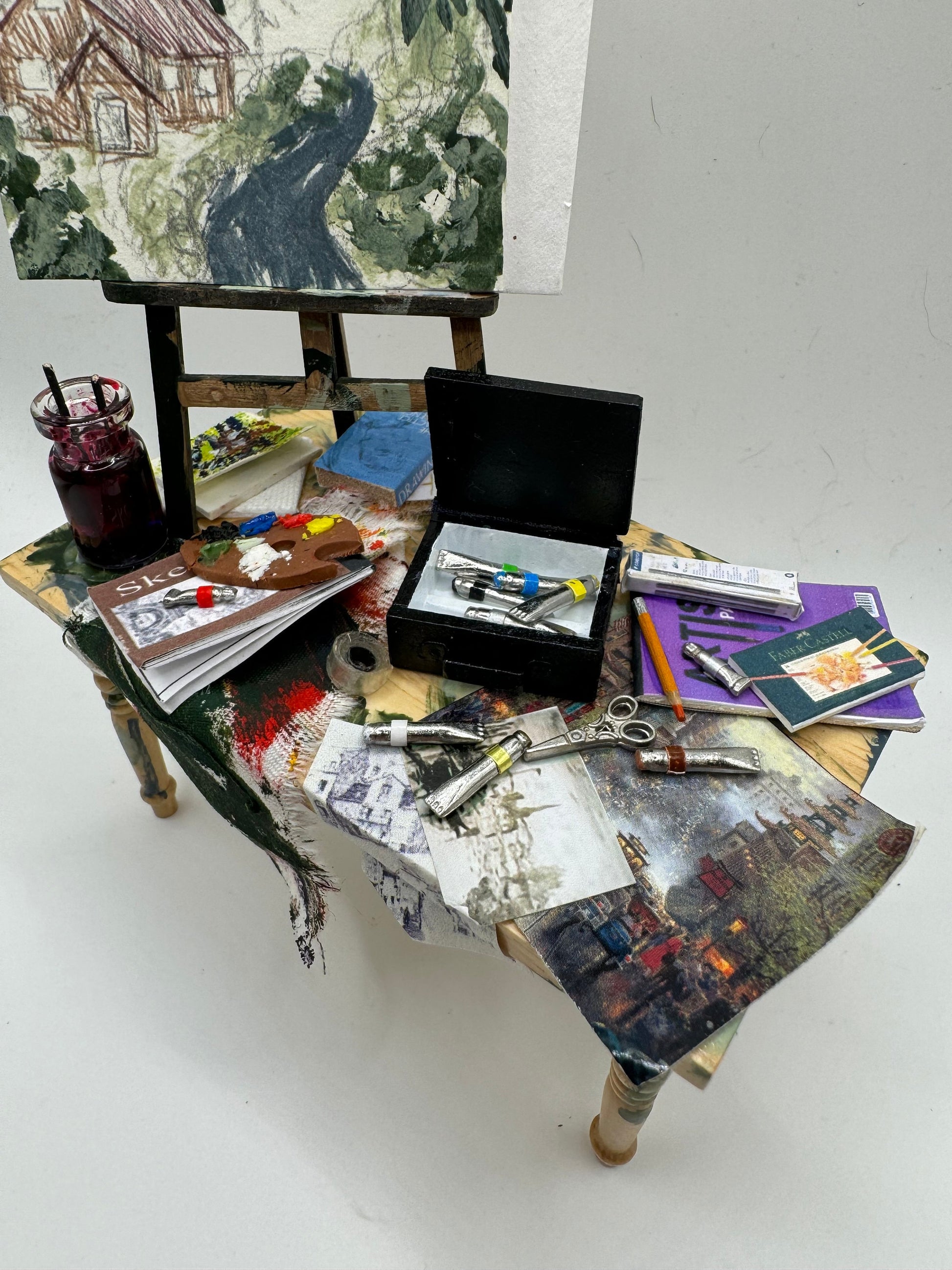 Dolls House Miniatures - 1/12th Artist's Table