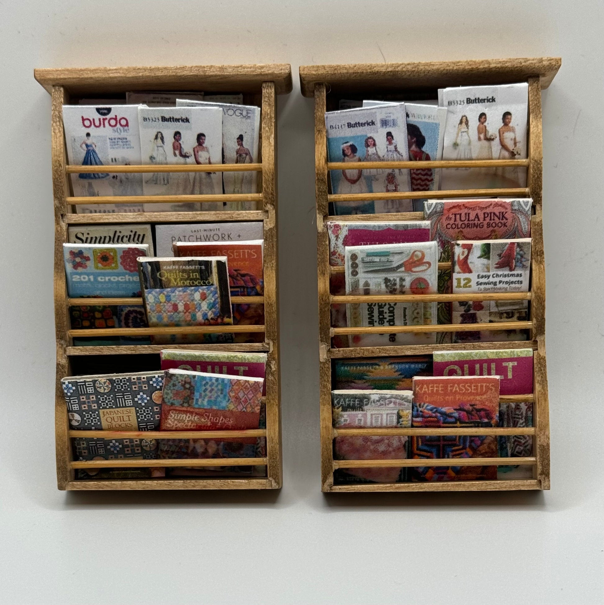 Dolls House Miniatures - 1/12th  - Haberdashery wall book rack x1