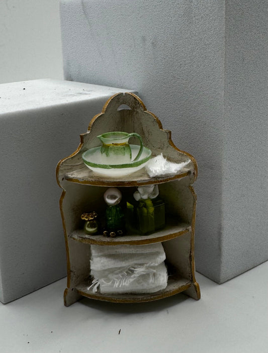 Dolls House Miniatures - 1/24th / 1:24 / Quarter Inch Corner Vanity Shelves