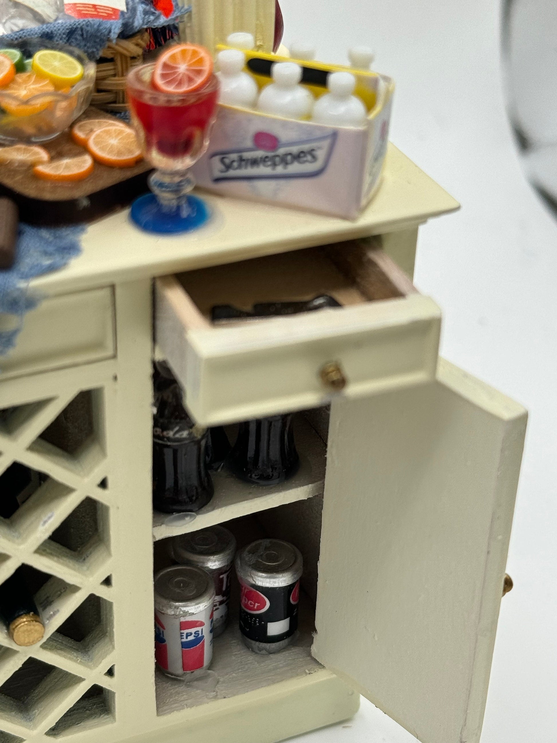 Dolls House Miniatures - 1/12th Spritz / Drinks Cabinet / counter