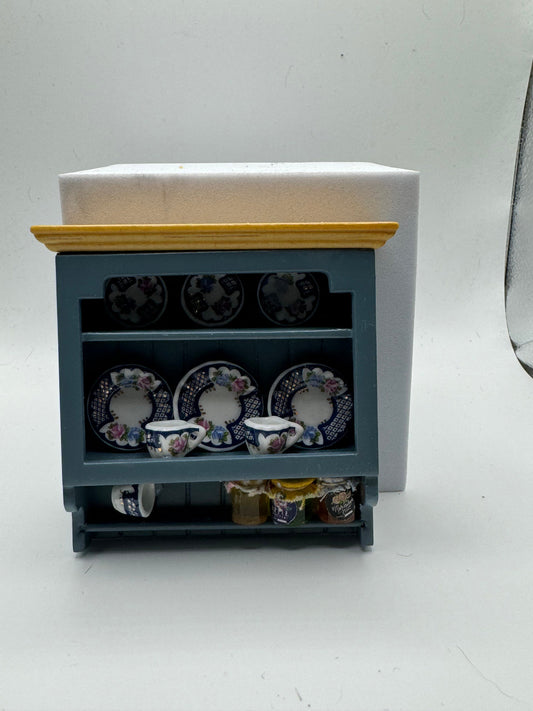 DOLLS HOUSE MINIATURES - 1/12th Kitchen Wall Shelf x1