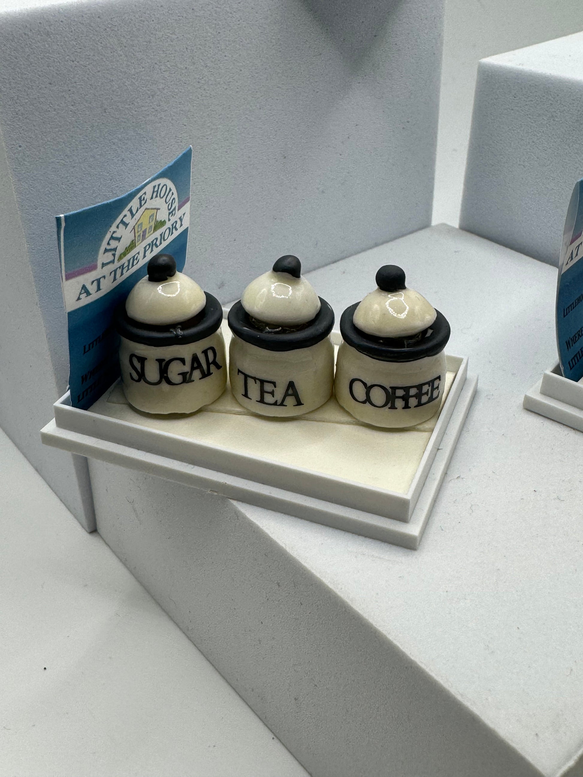 Dolls House Miniatures - 1/12th Kitchen Tea Coffee Sugar Jar set x1 (various colours)