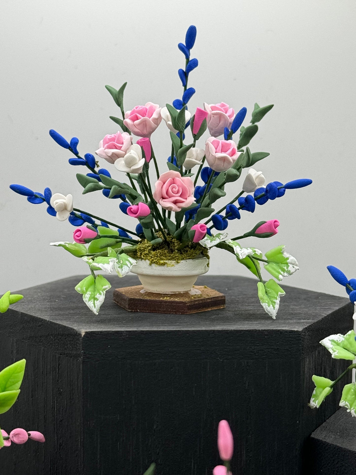 Dolls House Miniatures - 1/12th  Floral / Flower display (various options)