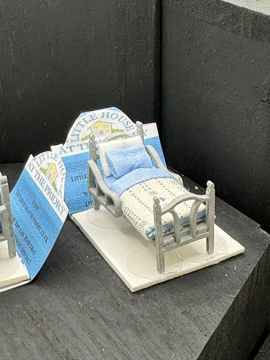 Dolls House Miniatures - Hand Made Single childs Bed (1/48th / 1:48 / Quarter Scale )