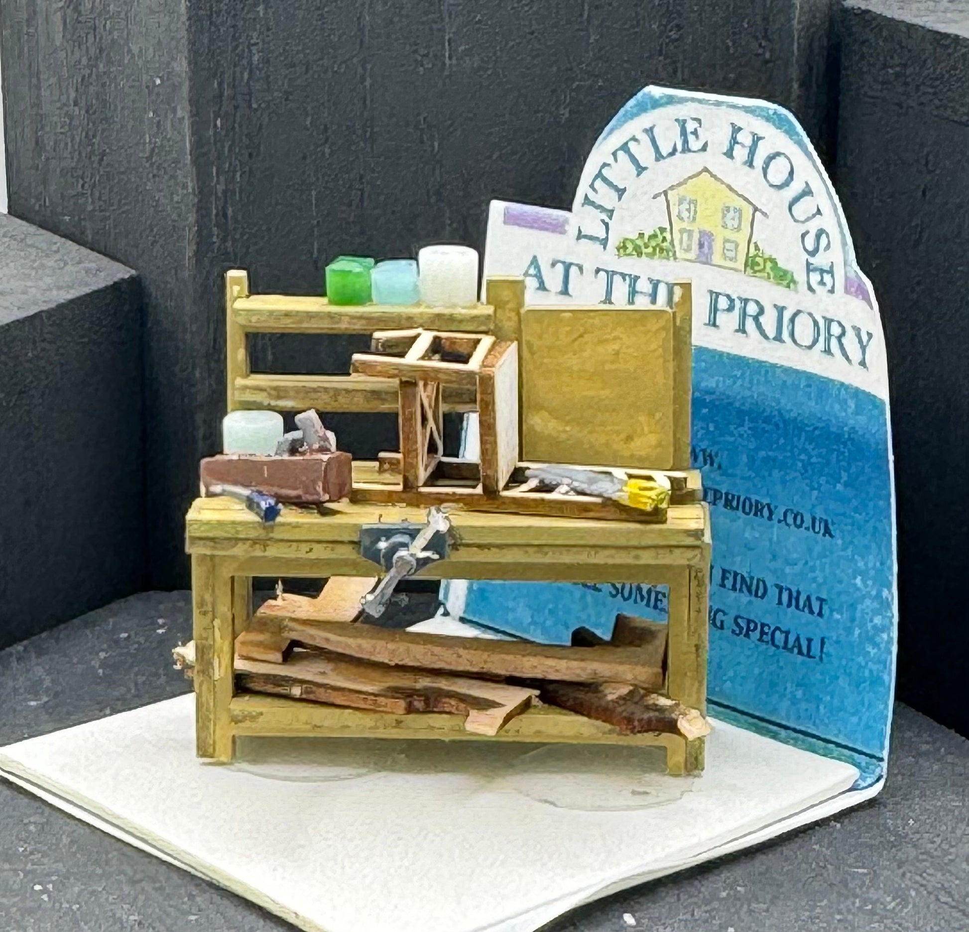 Dolls House  1/48th Carpenters Bench