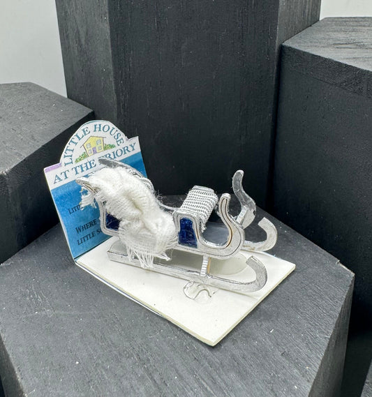 Dolls House  1/48th Sleigh