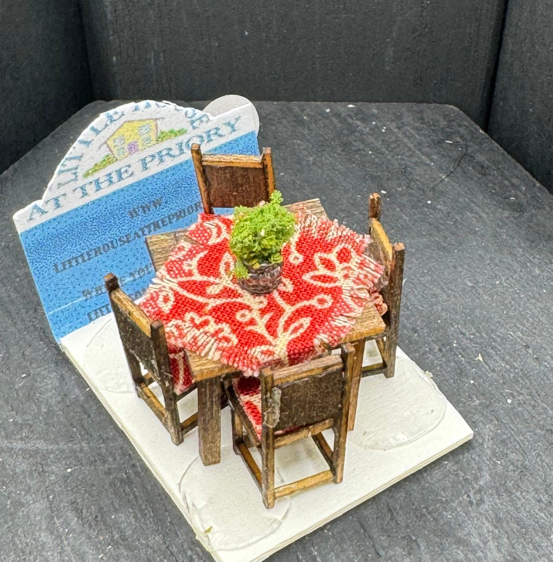 Dolls House  1/48th Table and 4 chairs