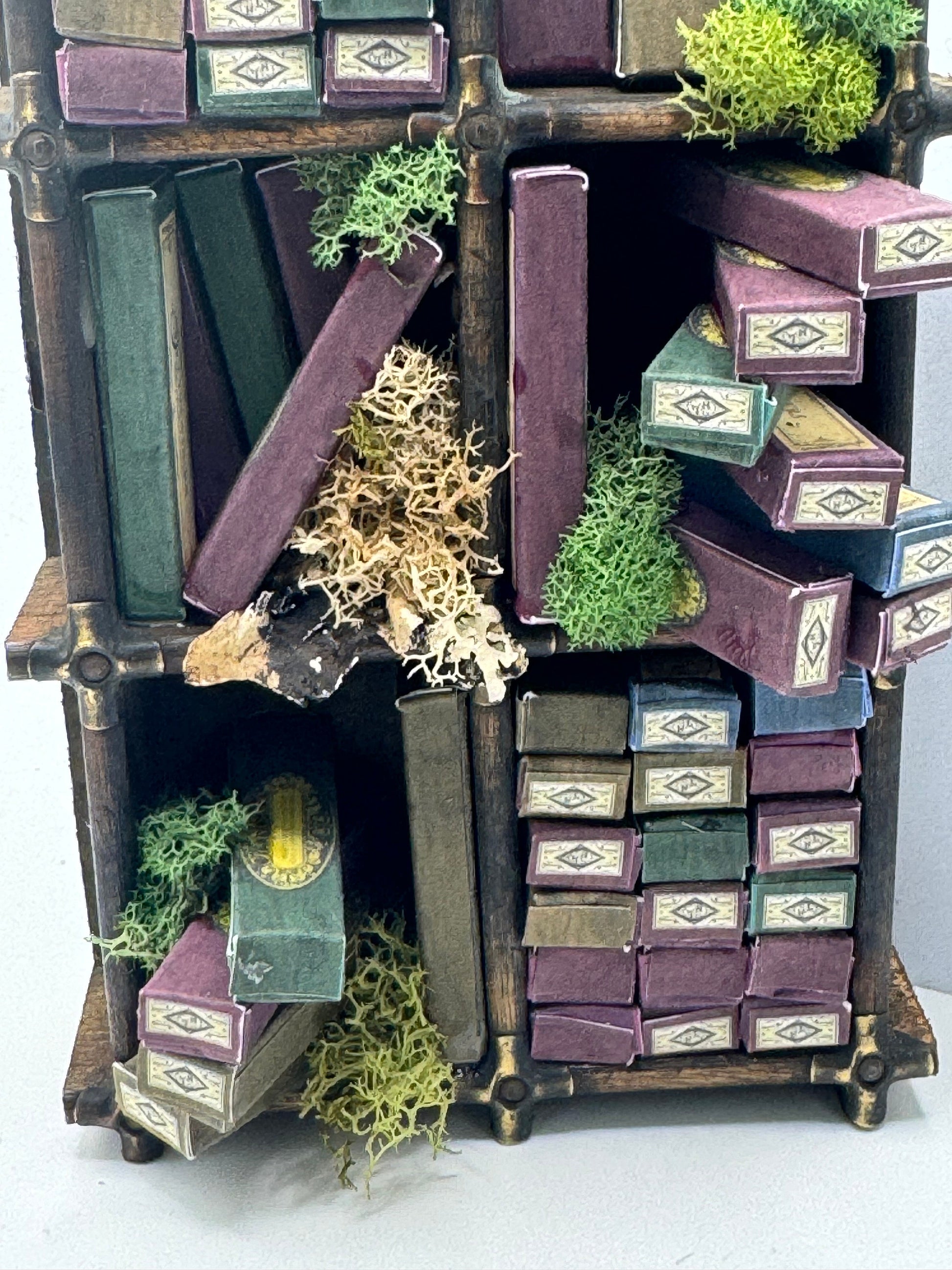 Dolls House Miniatures - 1/12th Wand Shelves / vintage print press box