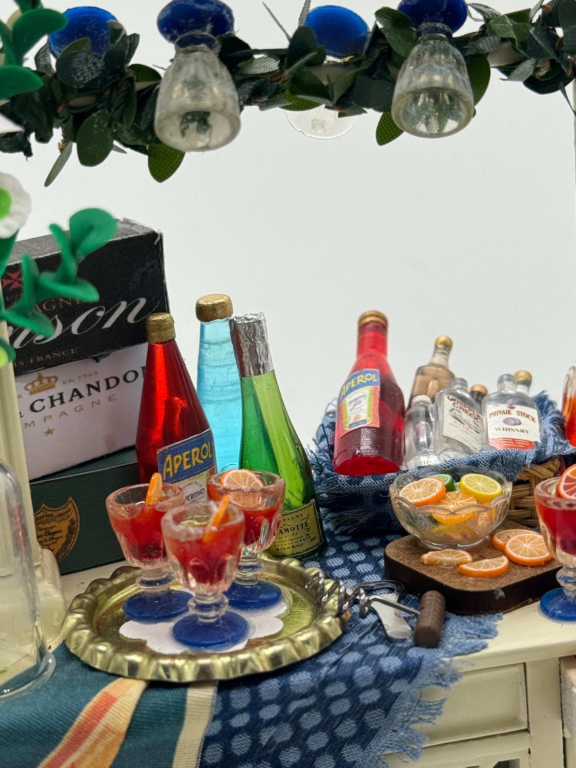 Dolls House Miniatures - 1/12th Spritz / Drinks Cabinet / counter