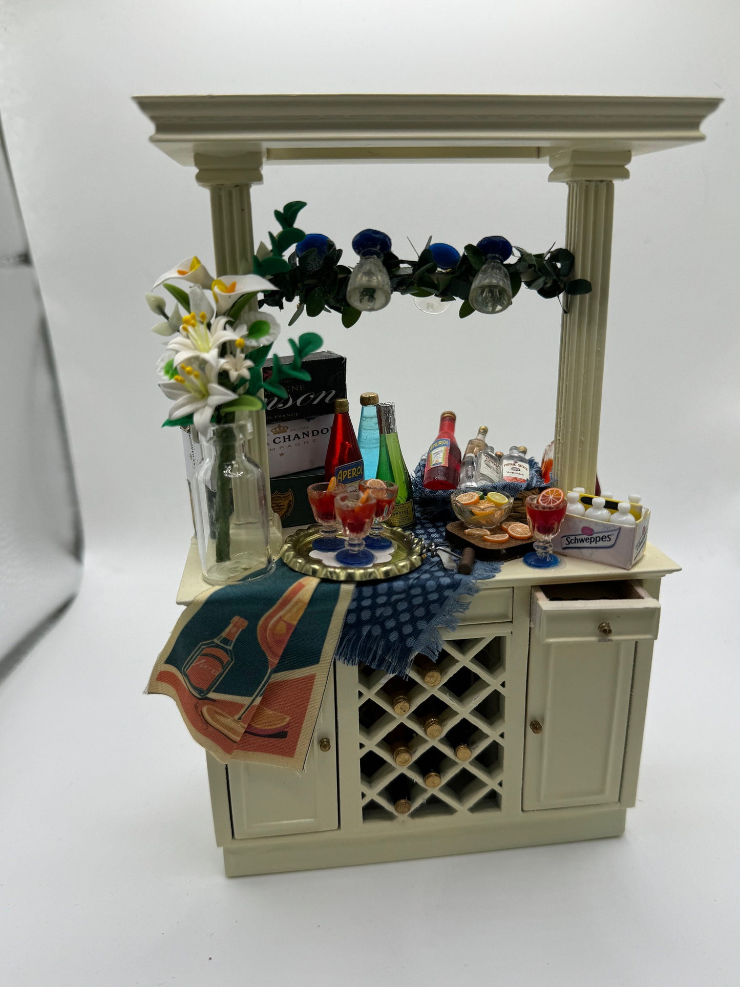 Dolls House Miniatures - 1/12th Spritz / Drinks Cabinet / counter