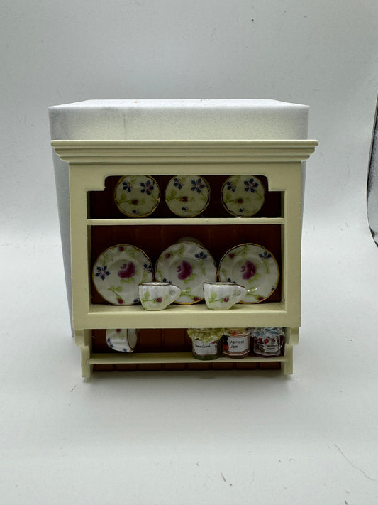 DOLLS HOUSE MINIATURES - 1/12th Kitchen Wall Shelf x1