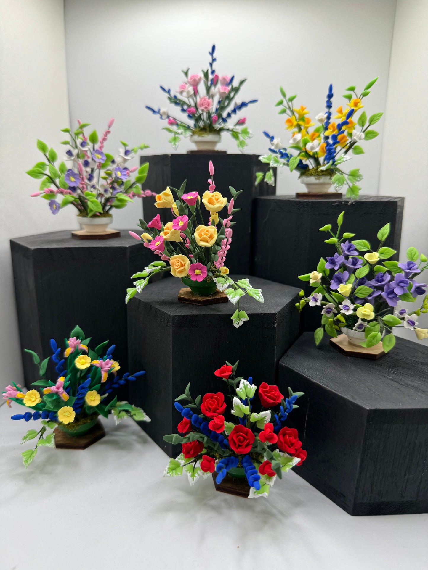 Dolls House Miniatures - 1/12th  Floral / Flower display (various options)