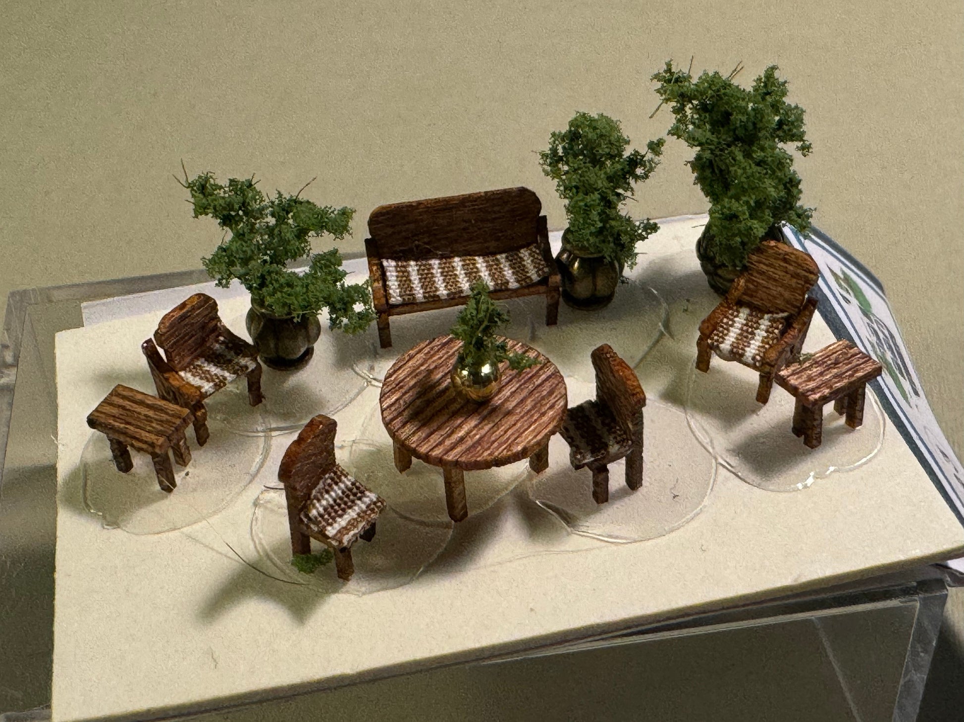 Dolls House Miniatures 1/144th / 1:144 / micro / dutch scale Garden Patio set