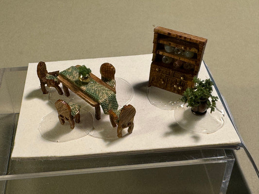 Dolls House Miniatures 1/144th / 1:144 / micro / dutch scale Traditional Dining  Room set