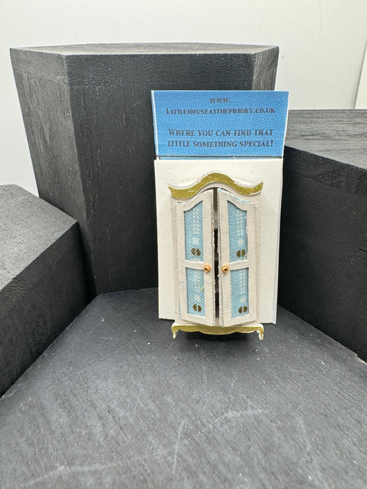 DOLLS HOUSE MINIATURES - 1/48 - 1:48 - 1/4" - Quarter Inch Scale - Cabinet