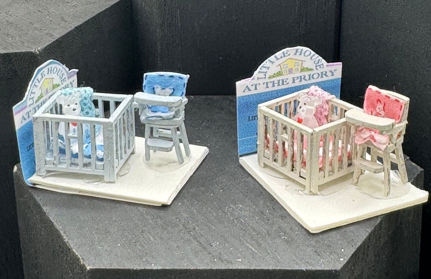 Dolls House  1/48th Playpen / Highchair Set x1