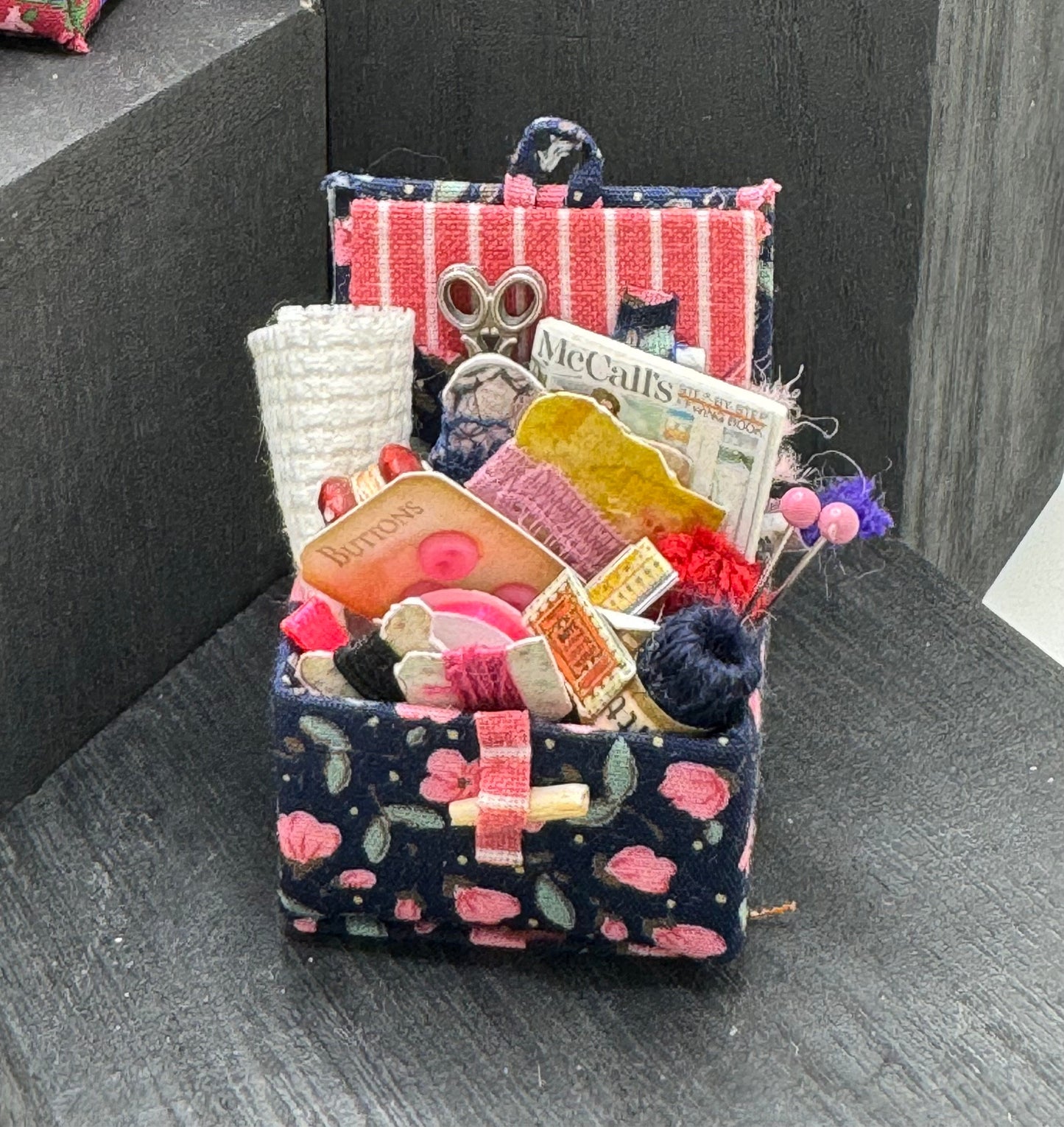 DOLLS HOUSE MINIATURES - 1/12th Sewing Box / Basket and accessories x 1 (7 options)