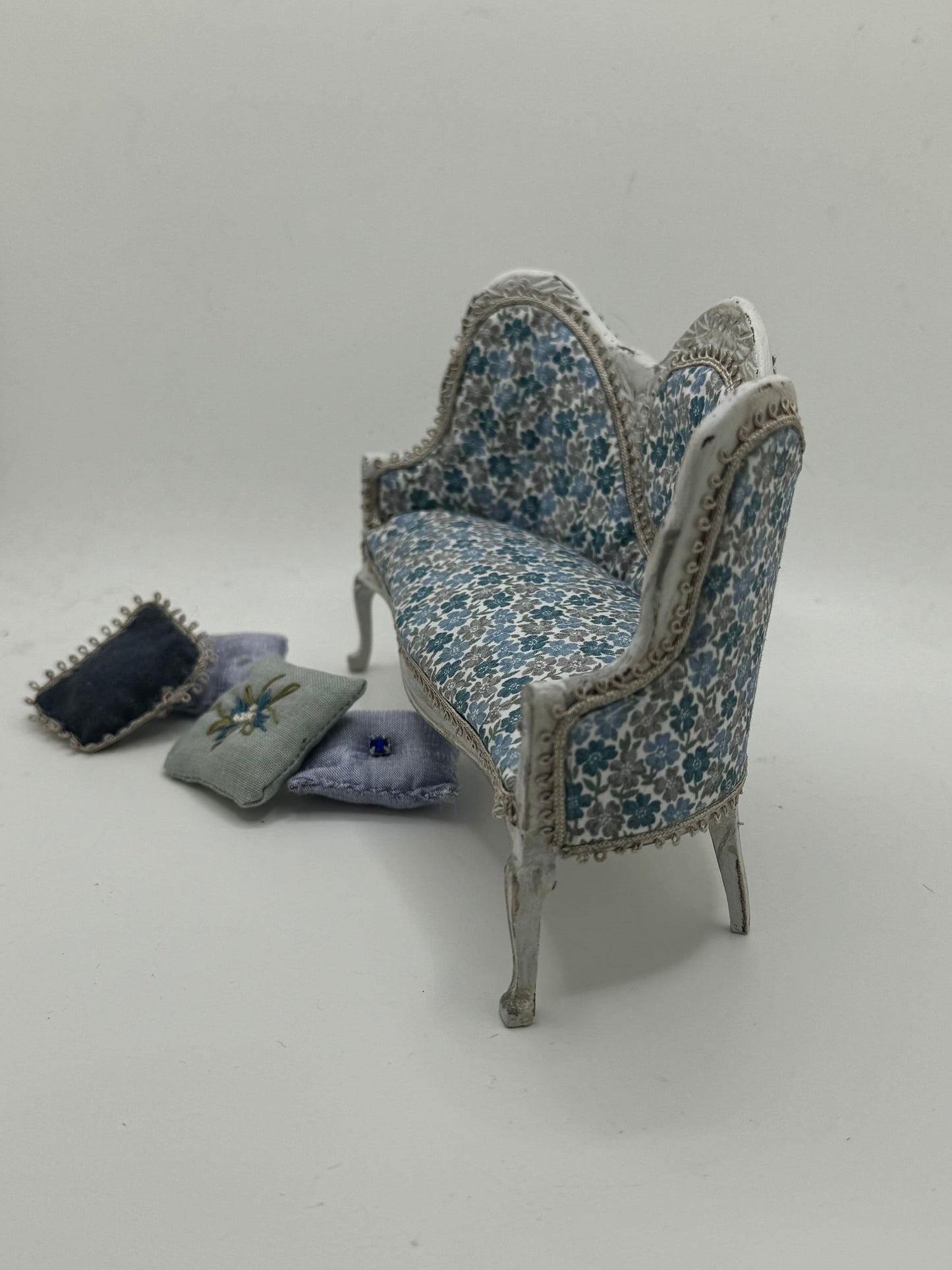 Dolls House Miniatures - 1/12th Liberty Fabric elegant regency sofa chair