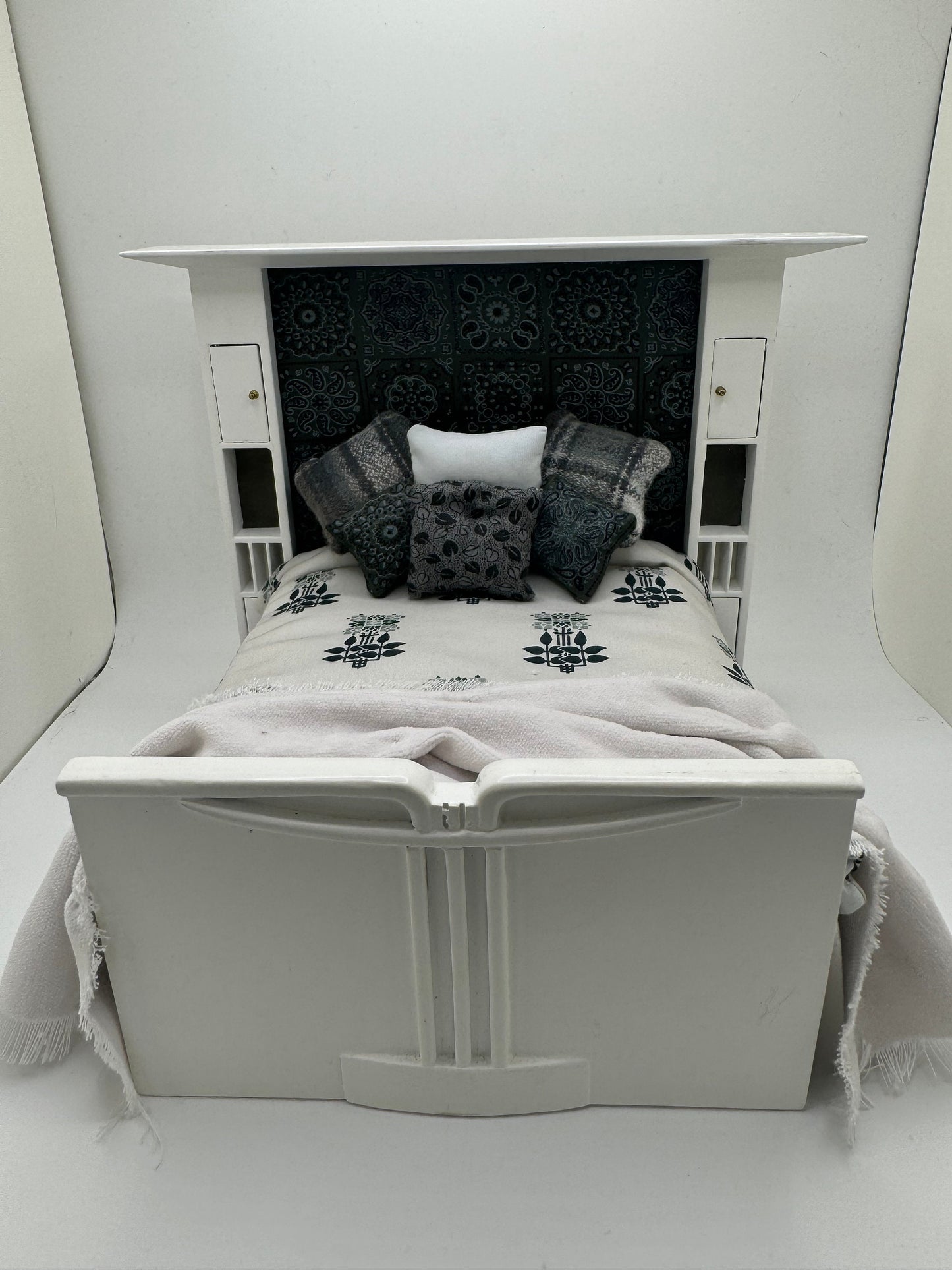 Dolls House Luxury Dressed 1/12th - 1:12 - 1 inch scale Double ( Charles Rennie Mackintosh ) bed with Liberty fabrics - Libby