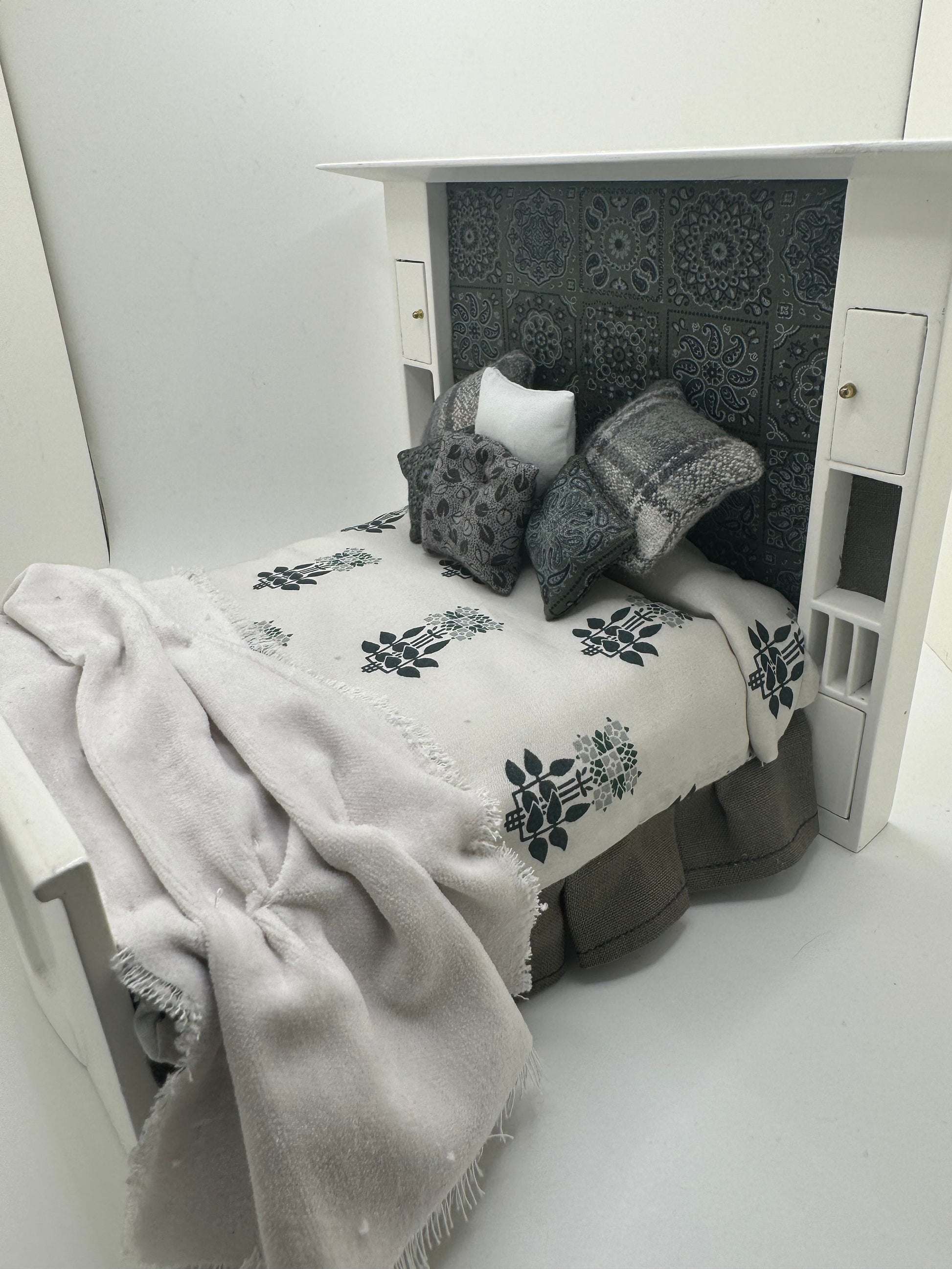 Dolls House Luxury Dressed 1/12th - 1:12 - 1 inch scale Double ( Charles Rennie Mackintosh ) bed with Liberty fabrics - Libby