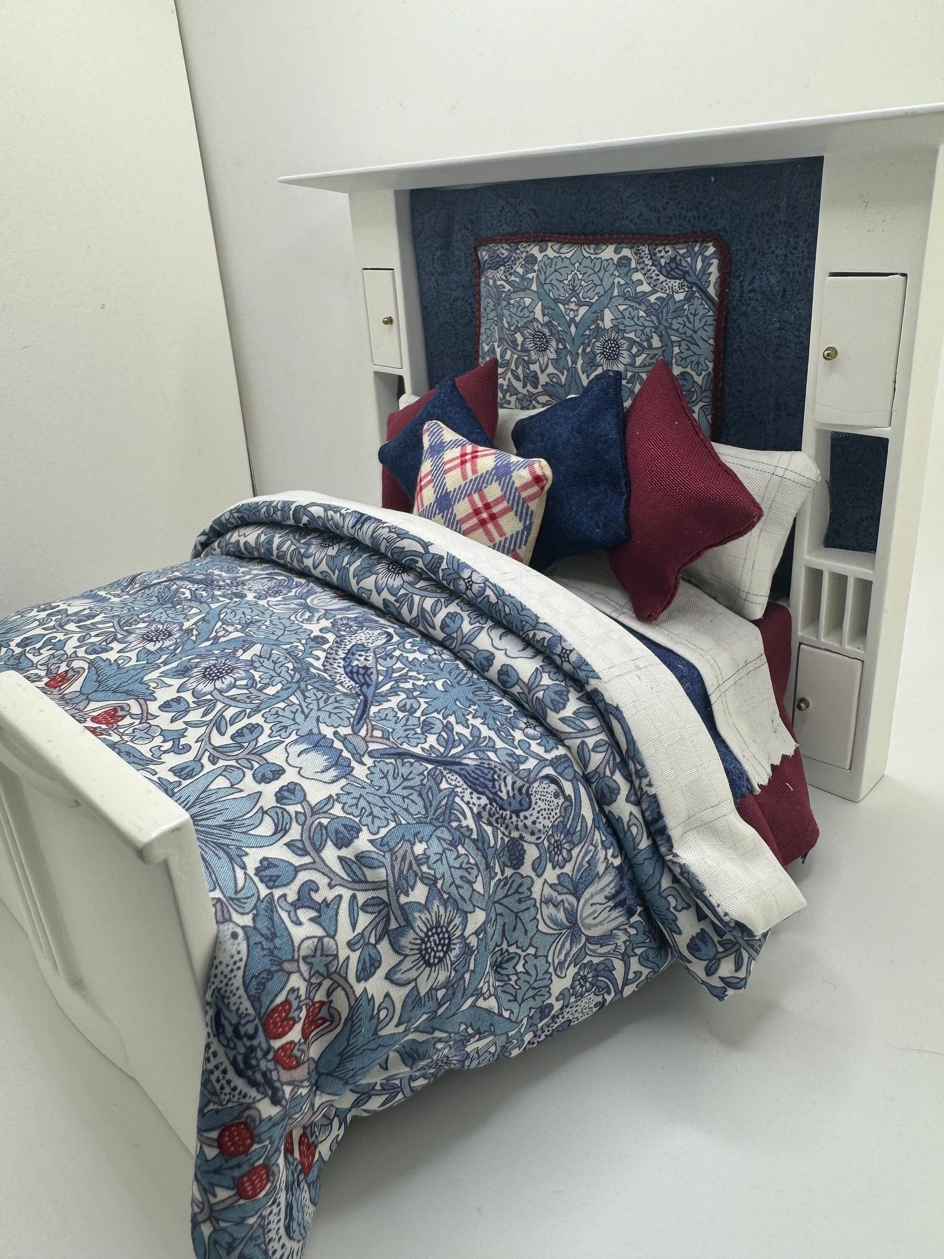 Dolls House Luxury Dressed 1/12th - 1:12 - 1 inch scale Double ( Charles Rennie Mackintosh ) bed with Liberty fabrics - Jane