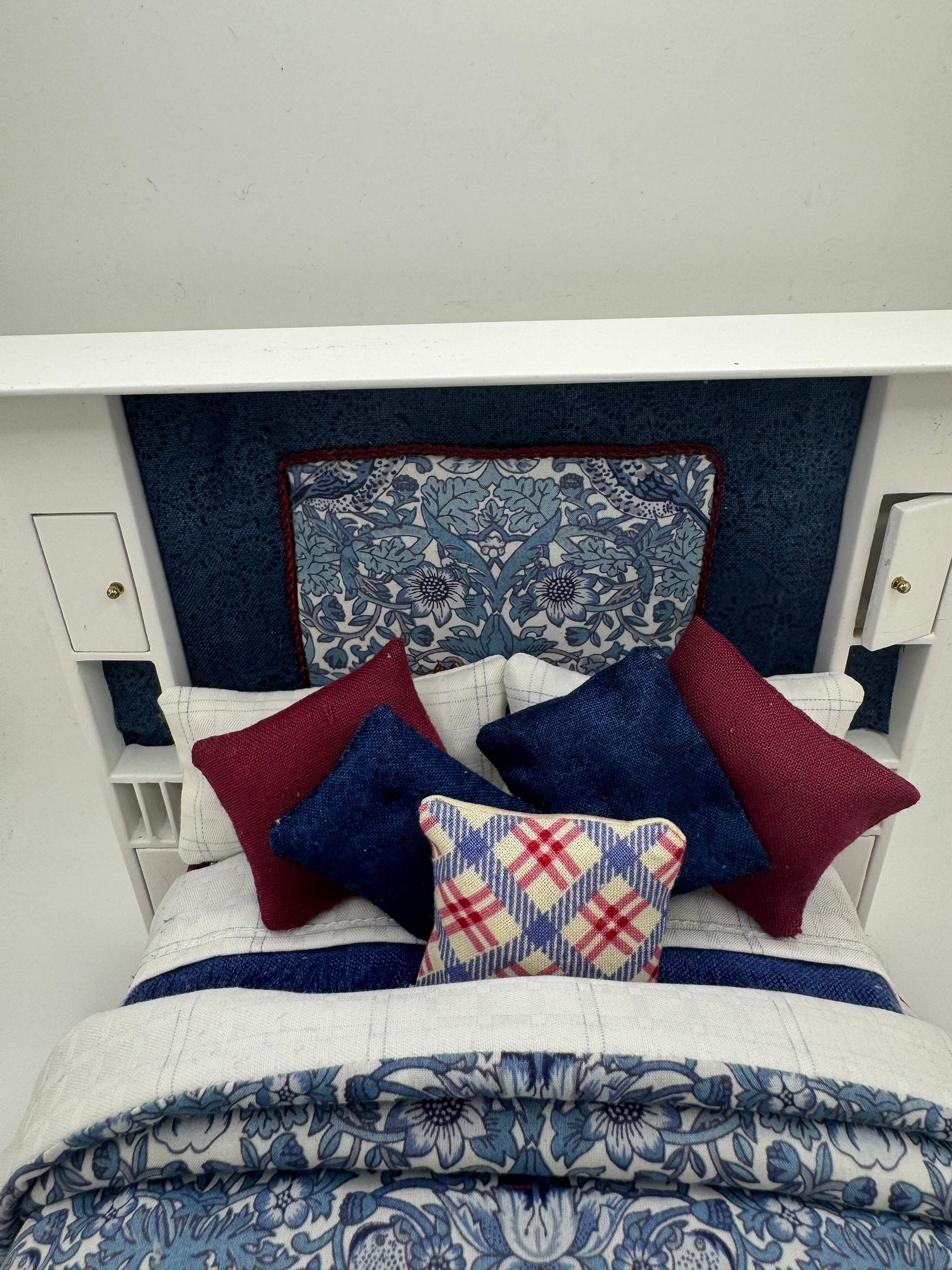 Dolls House Luxury Dressed 1/12th - 1:12 - 1 inch scale Double ( Charles Rennie Mackintosh ) bed with Liberty fabrics - Jane