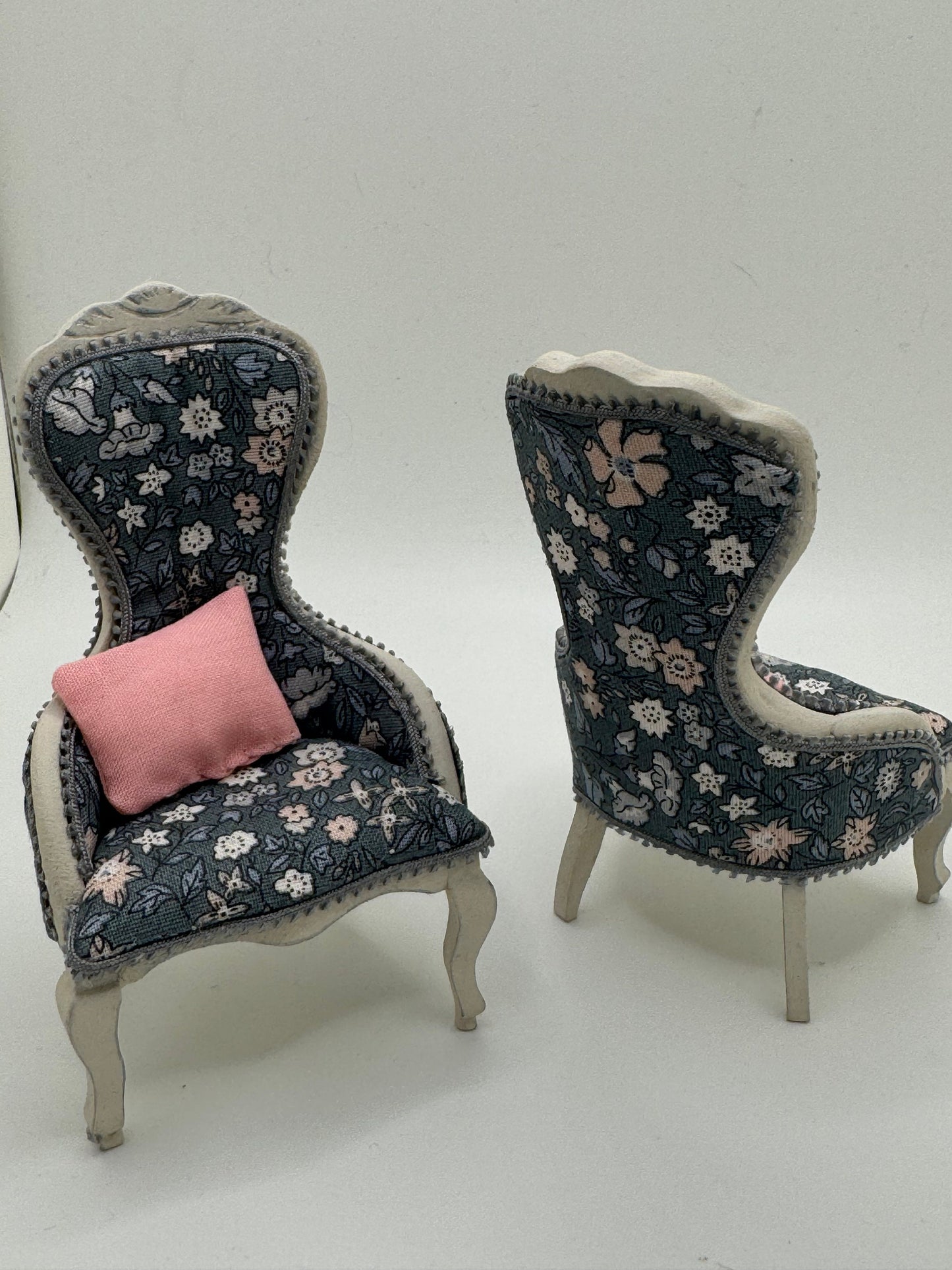Dolls House Miniatures - 1/12th elegant regency chair x1 ( liberty fabric)