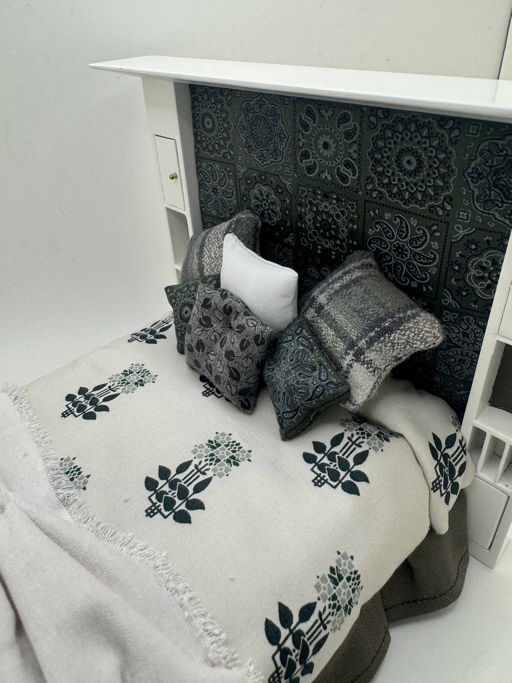 Dolls House Luxury Dressed 1/12th - 1:12 - 1 inch scale Double ( Charles Rennie Mackintosh ) bed with Liberty fabrics - Libby