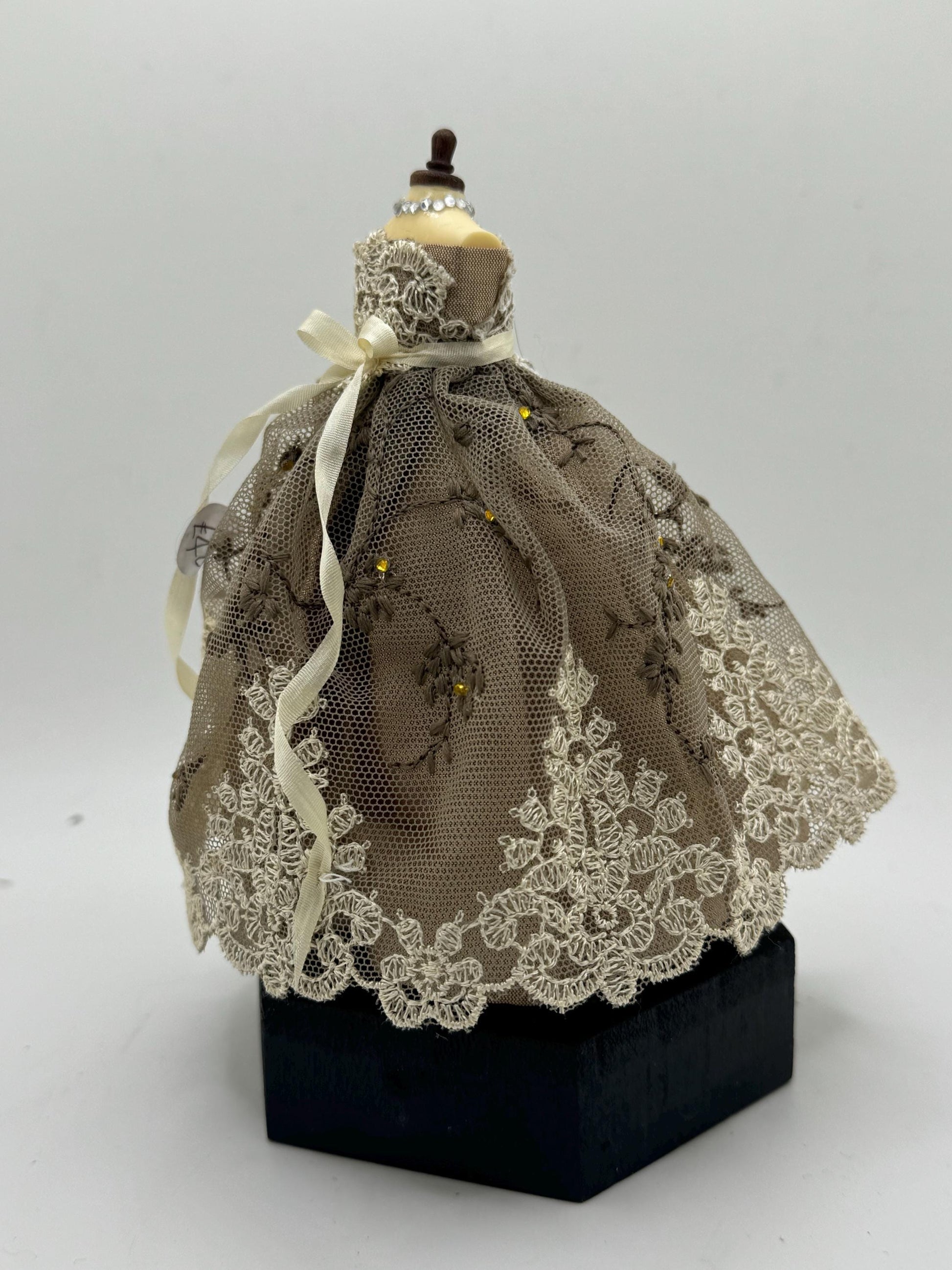 Dolls House Miniatures - 1/12th ball gown