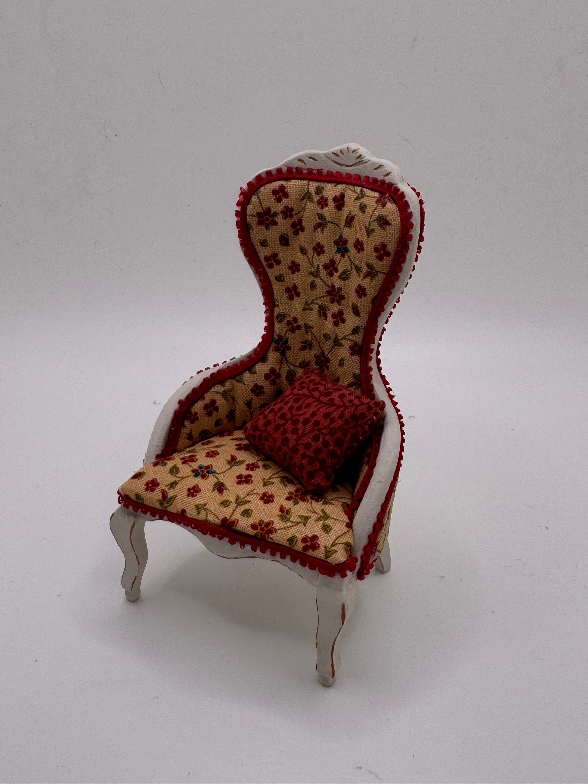 Dolls House Miniatures - 1/12th elegant regency chair x1