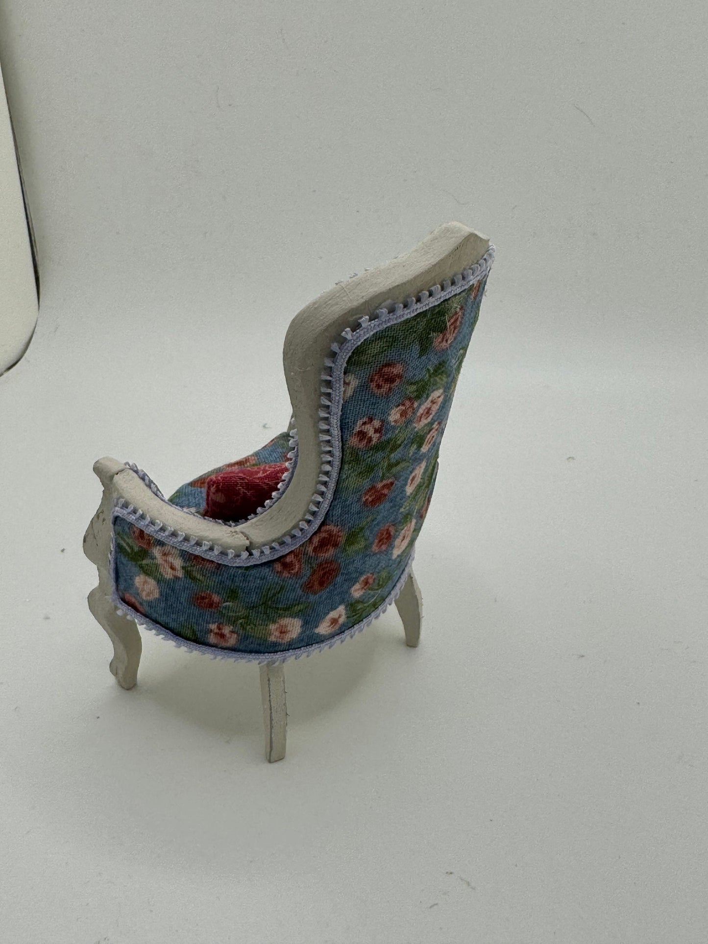 Dolls House Miniatures - 1/12th elegant regency chair x1