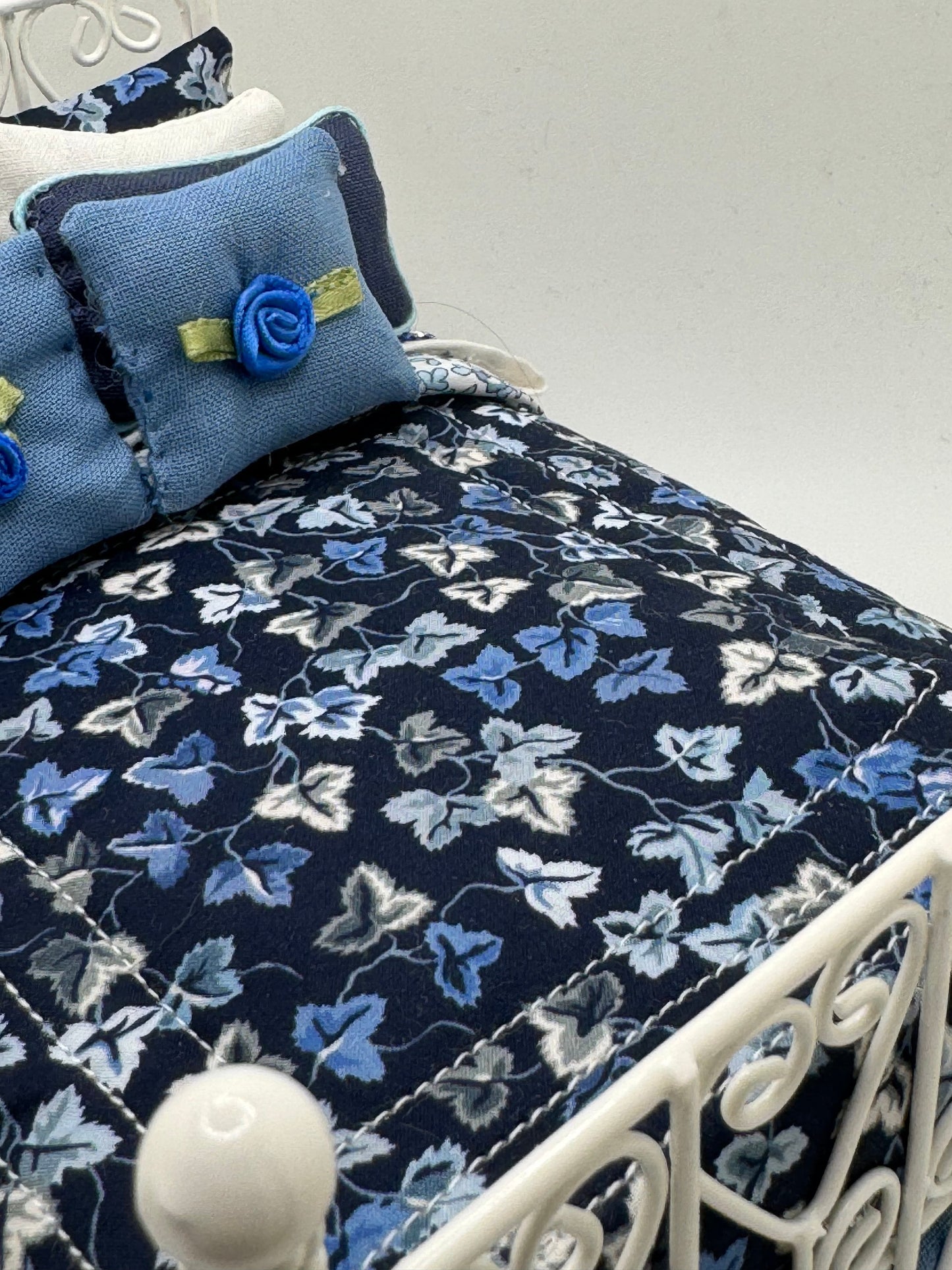 Dolls House Luxury Dressed 1/12th - 1:12 - 1 inch scale Hand Dressed Bed - Ivy (Liberty fabric)