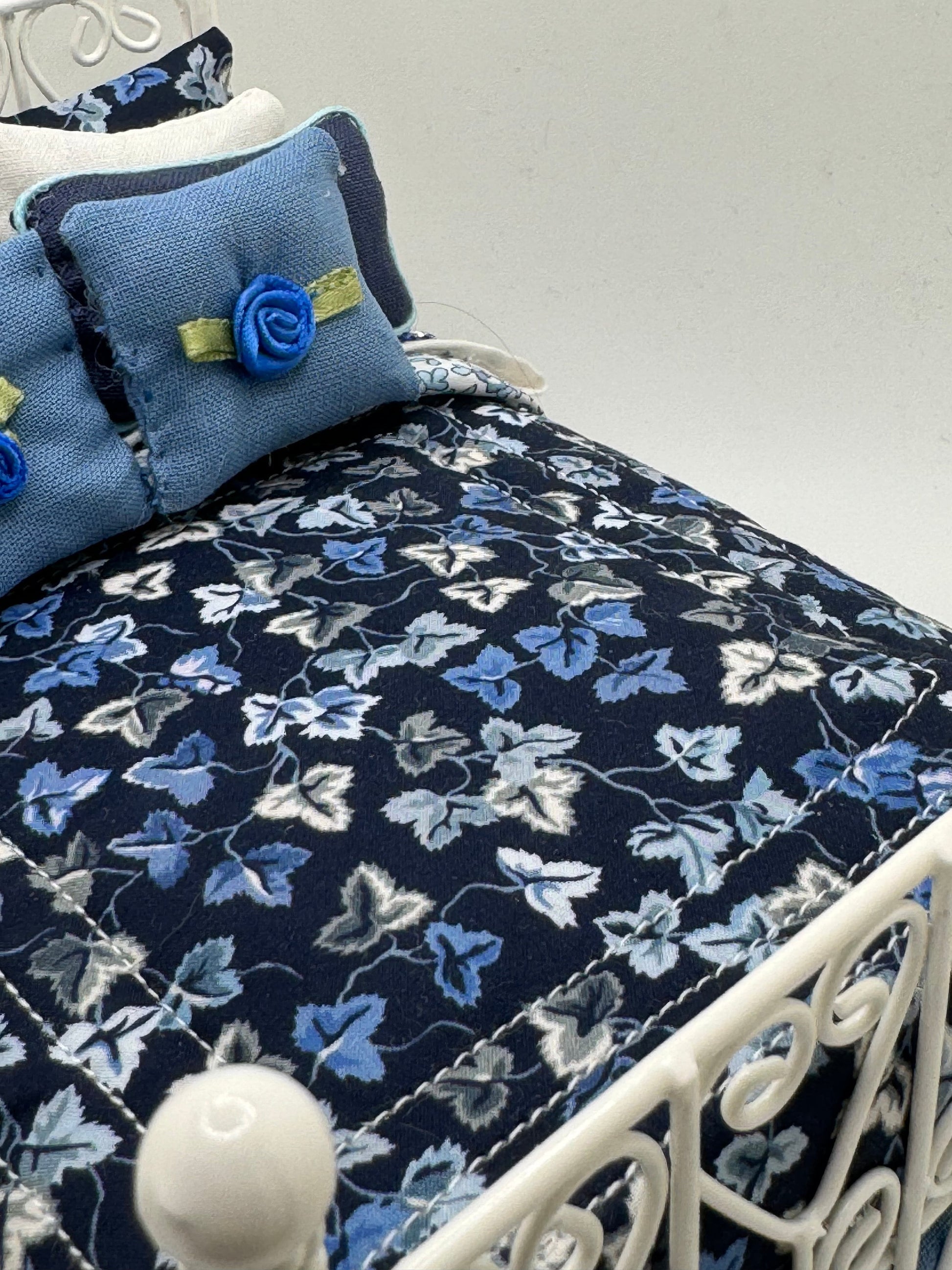 Dolls House Luxury Dressed 1/12th - 1:12 - 1 inch scale Hand Dressed Bed - Ivy (Liberty fabric)