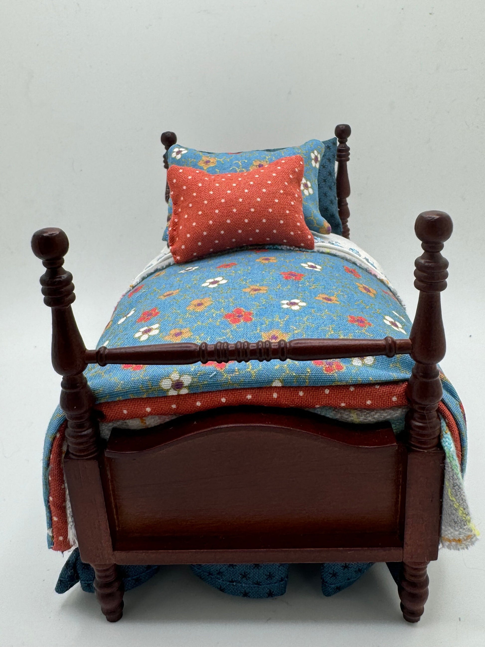 Dolls House Luxury Dressed 1/12th - 1:12 - 1 inch scale Hand Dressed Bed - Maisie