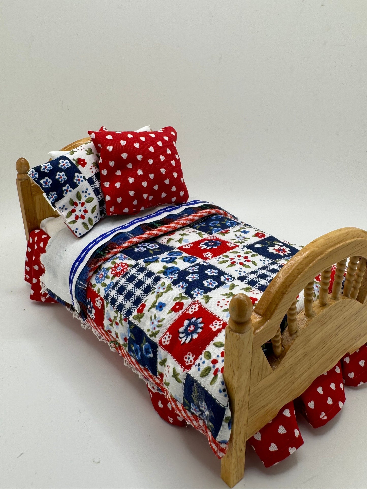 Dolls House Luxury Dressed 1/12th - 1:12 - 1 inch scale Hand Dressed Bed - Harper