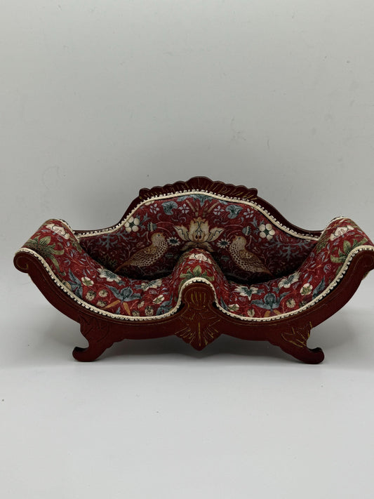 Dolls House Miniatures - 1/12th William Morris fabric elegant Sofa