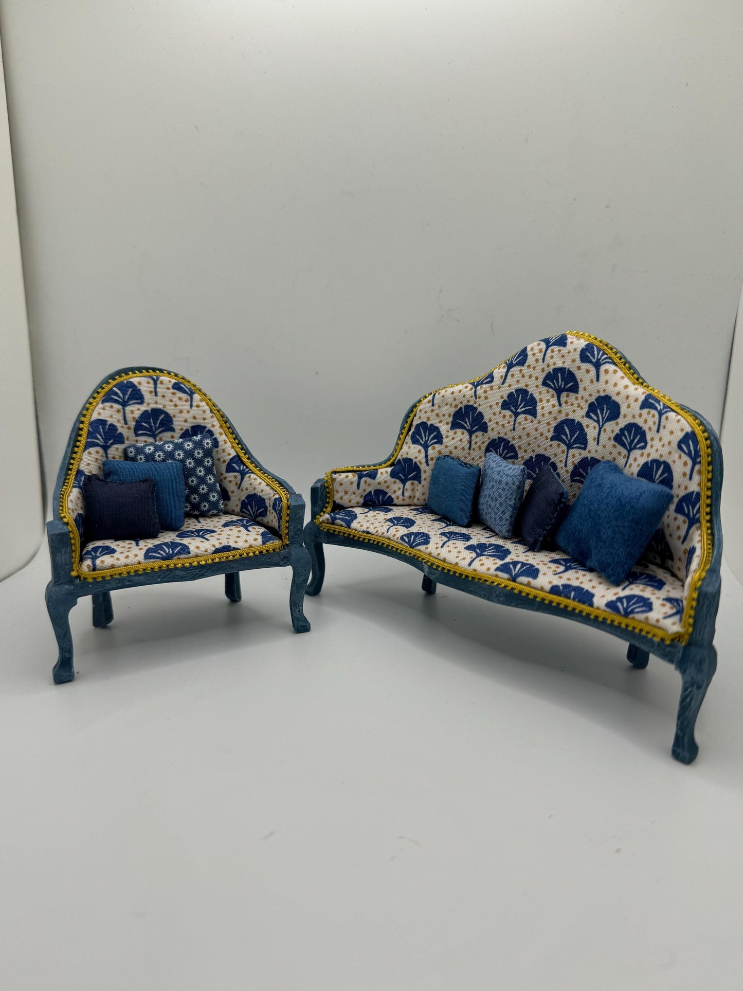 Dolls House Miniatures - 1/12 Elegant Sofa and chair set - Liberty fabric