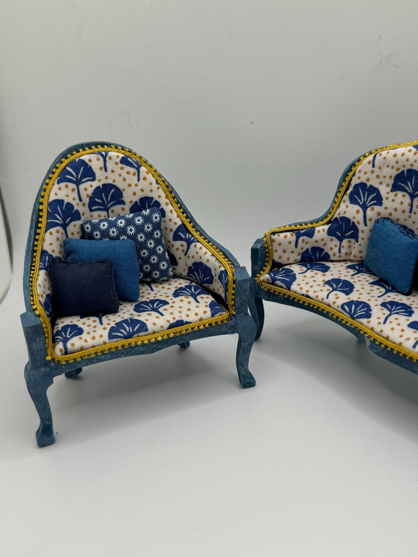 Dolls House Miniatures - 1/12 Elegant Sofa and chair set - Liberty fabric