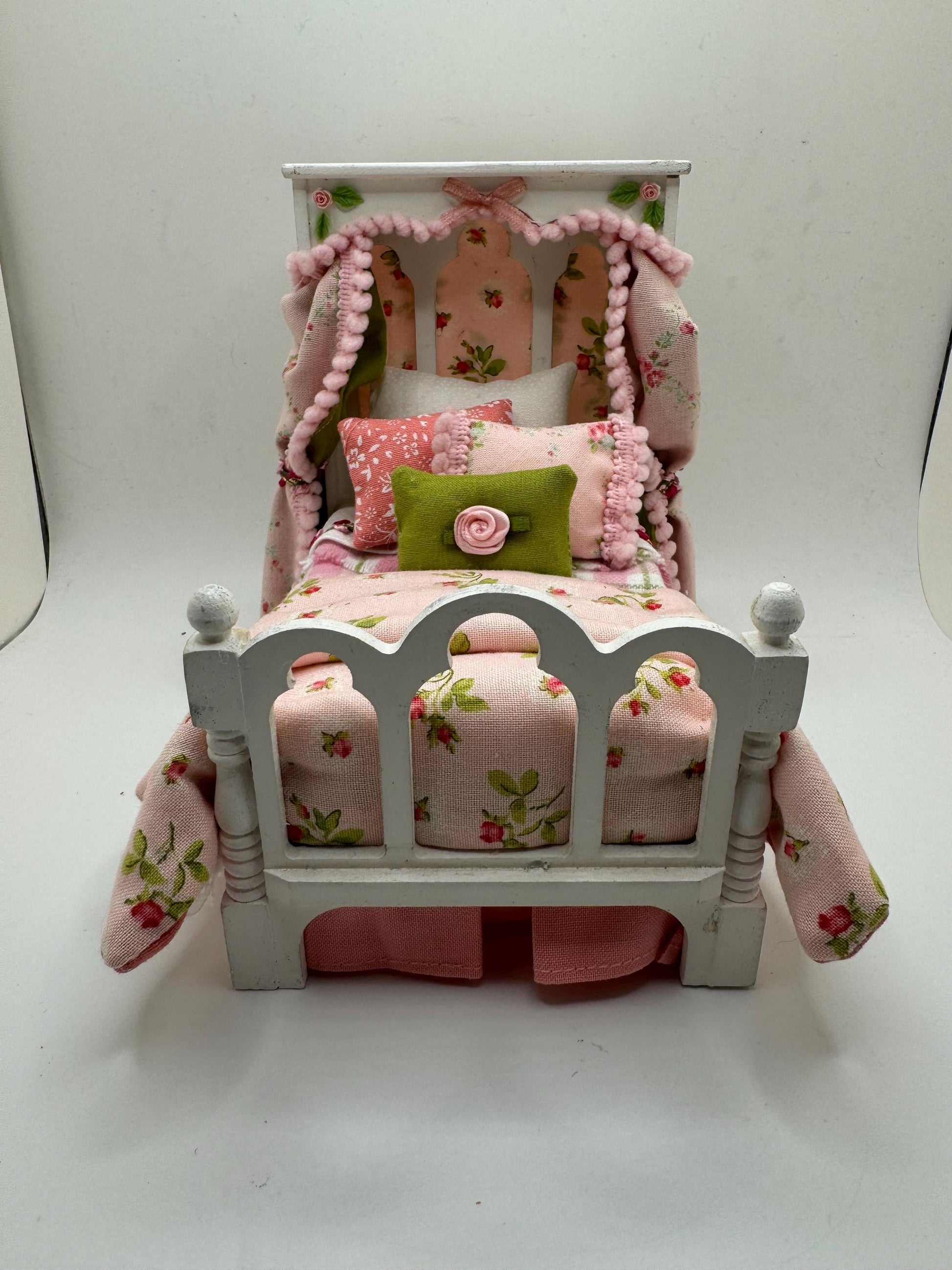 Dolls House Luxury Dressed 1/12th - 1:12 - 1 inch scale Hand Dressed child’s half tester bed - Amelia
