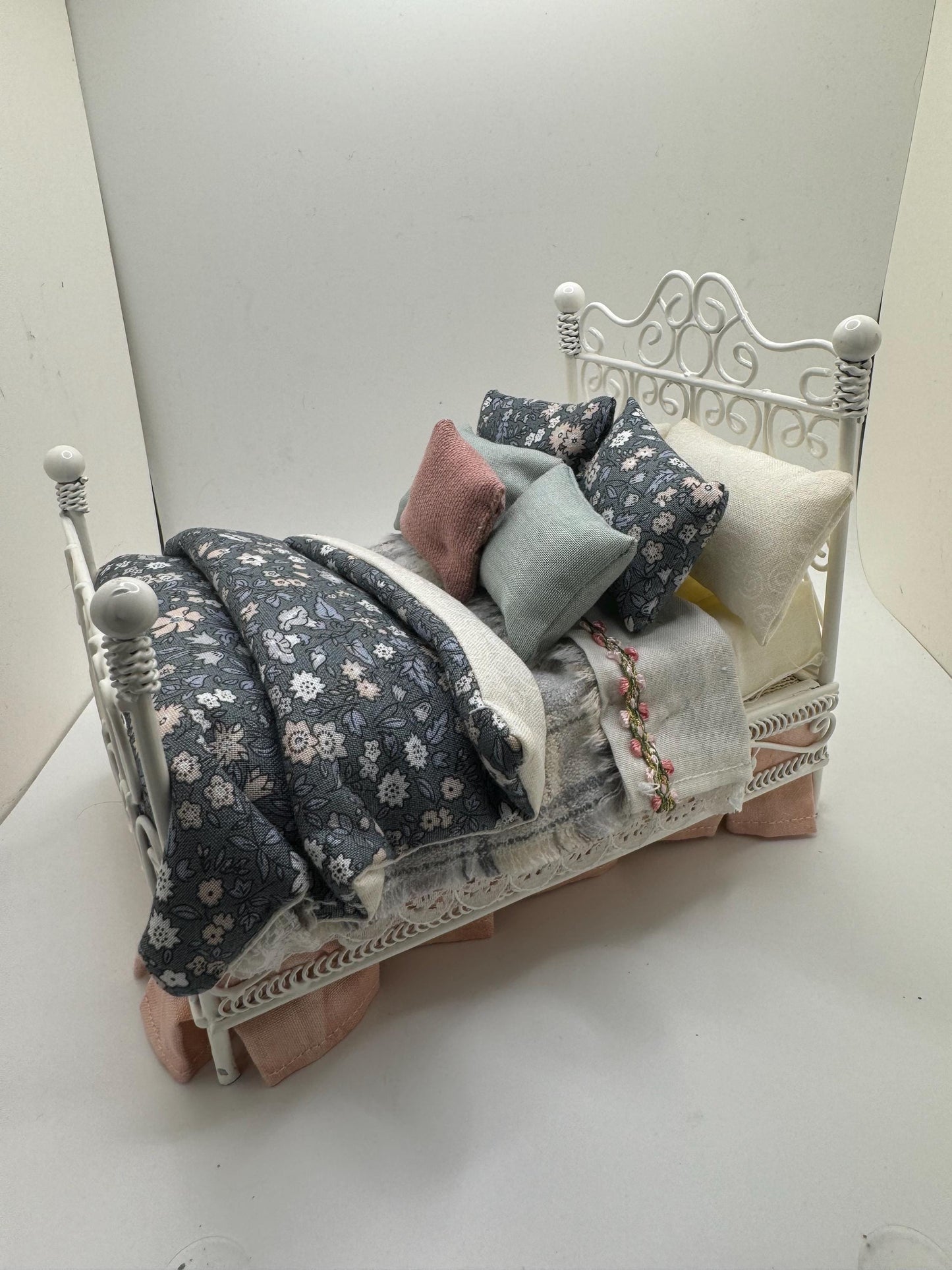 Dolls House Luxury Dressed 1/12th - 1:12 - 1 inch scale Hand Dressed Bed - Sarah (Liberty fabric)