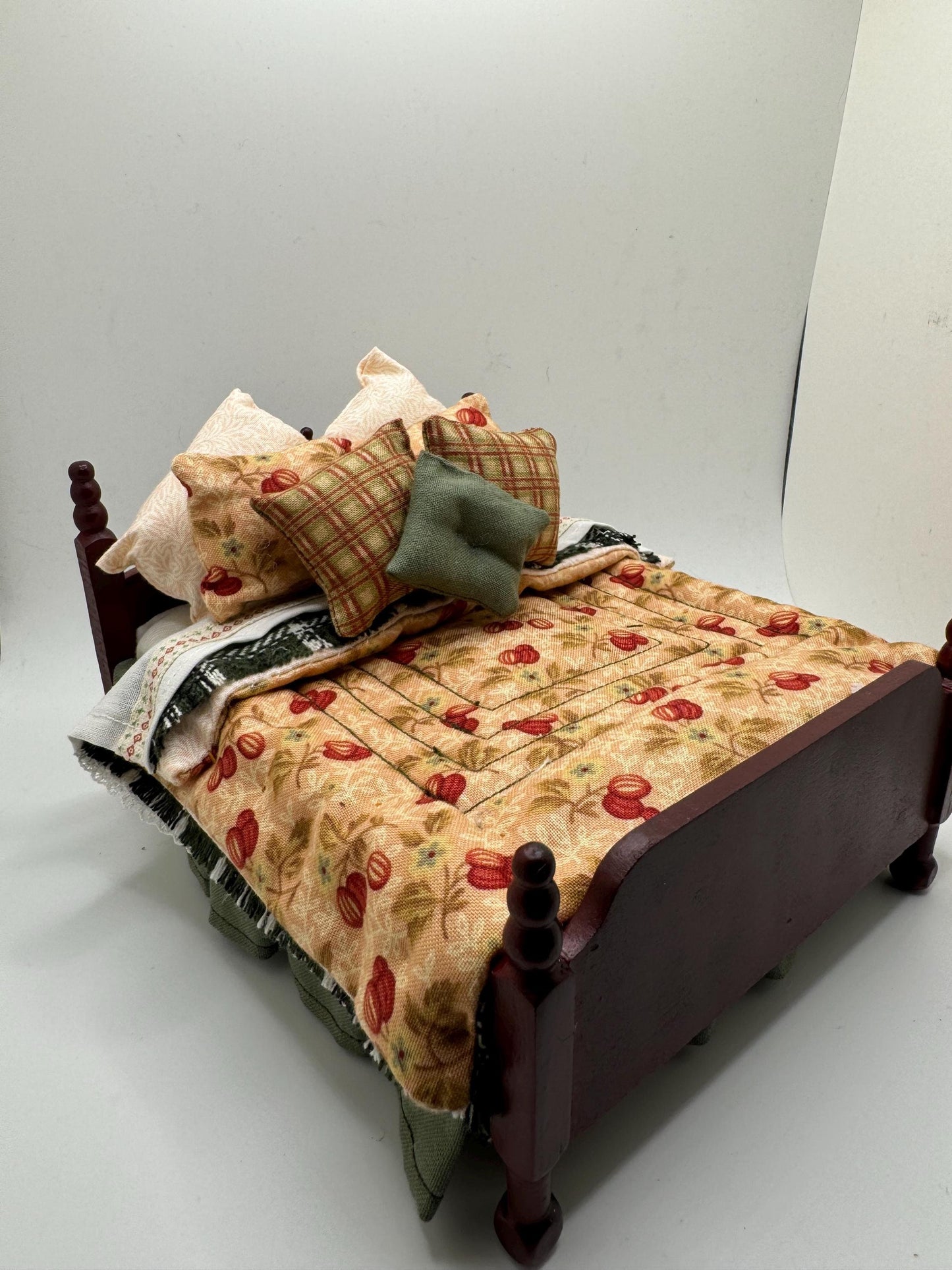 Dolls House Dressed 1/12th Double Bed - Annie