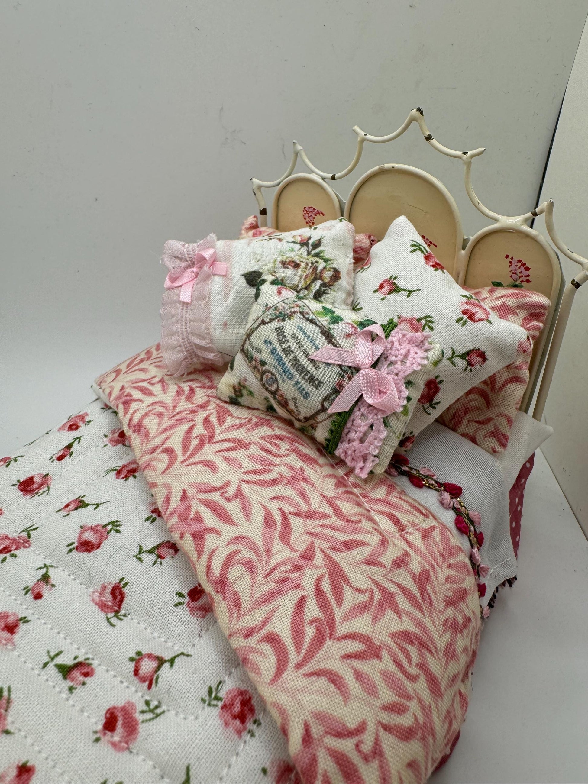 Dolls House Dressed 1/12th Vintage Shabby Chic Metal bed - Francesca