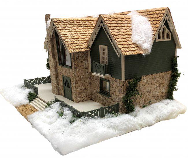Hart’s Desire Miniatures - 1:48 quarter scale house kit - Eliana