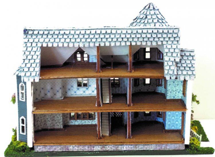 Hart’s Desire Miniatures - 1:144 1/144th micro scale house kit - St. Beckham Gothic Victorian