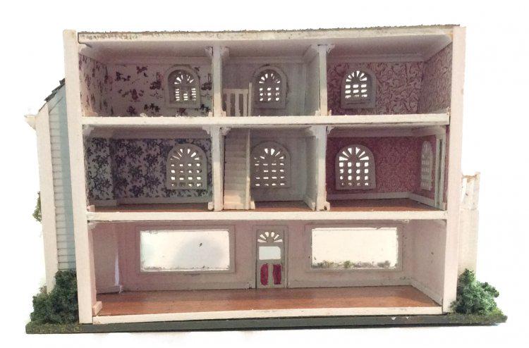 Hart’s Desire Miniatures - 1:144 1/144th micro scale house kit - Victorian Style Store Front