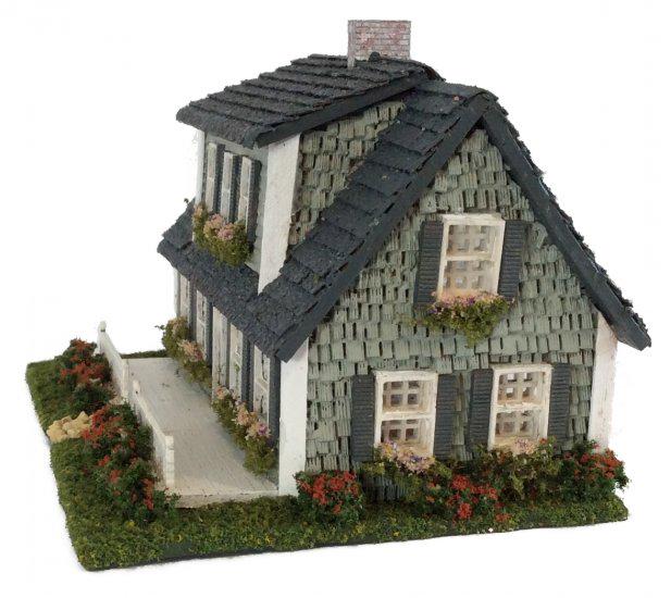 Hart’s Desire Miniatures - 1:144 1/144th micro scale house kit - Full Cape Cod House