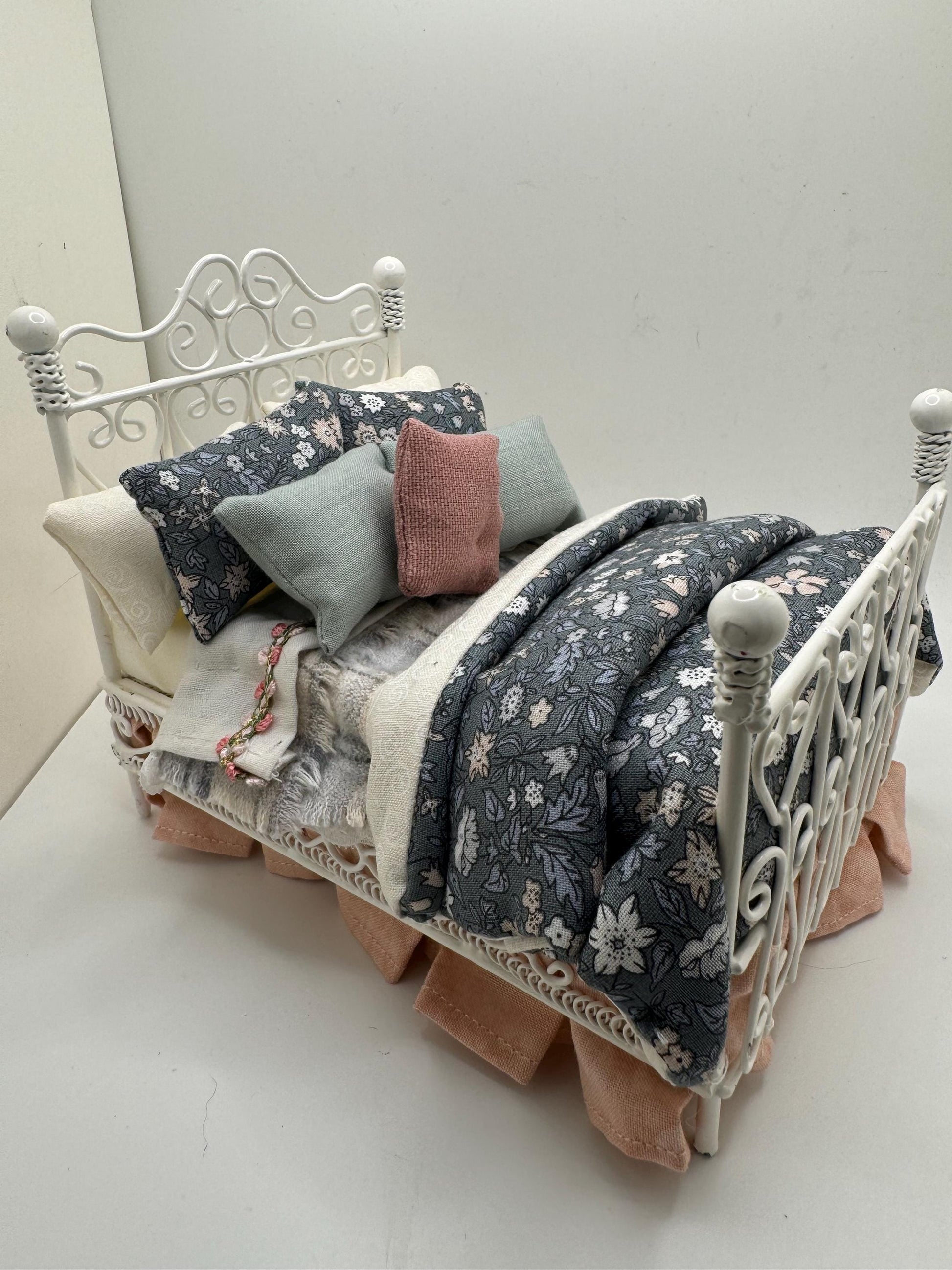 Dolls House Luxury Dressed 1/12th - 1:12 - 1 inch scale Hand Dressed Bed - Sarah (Liberty fabric)
