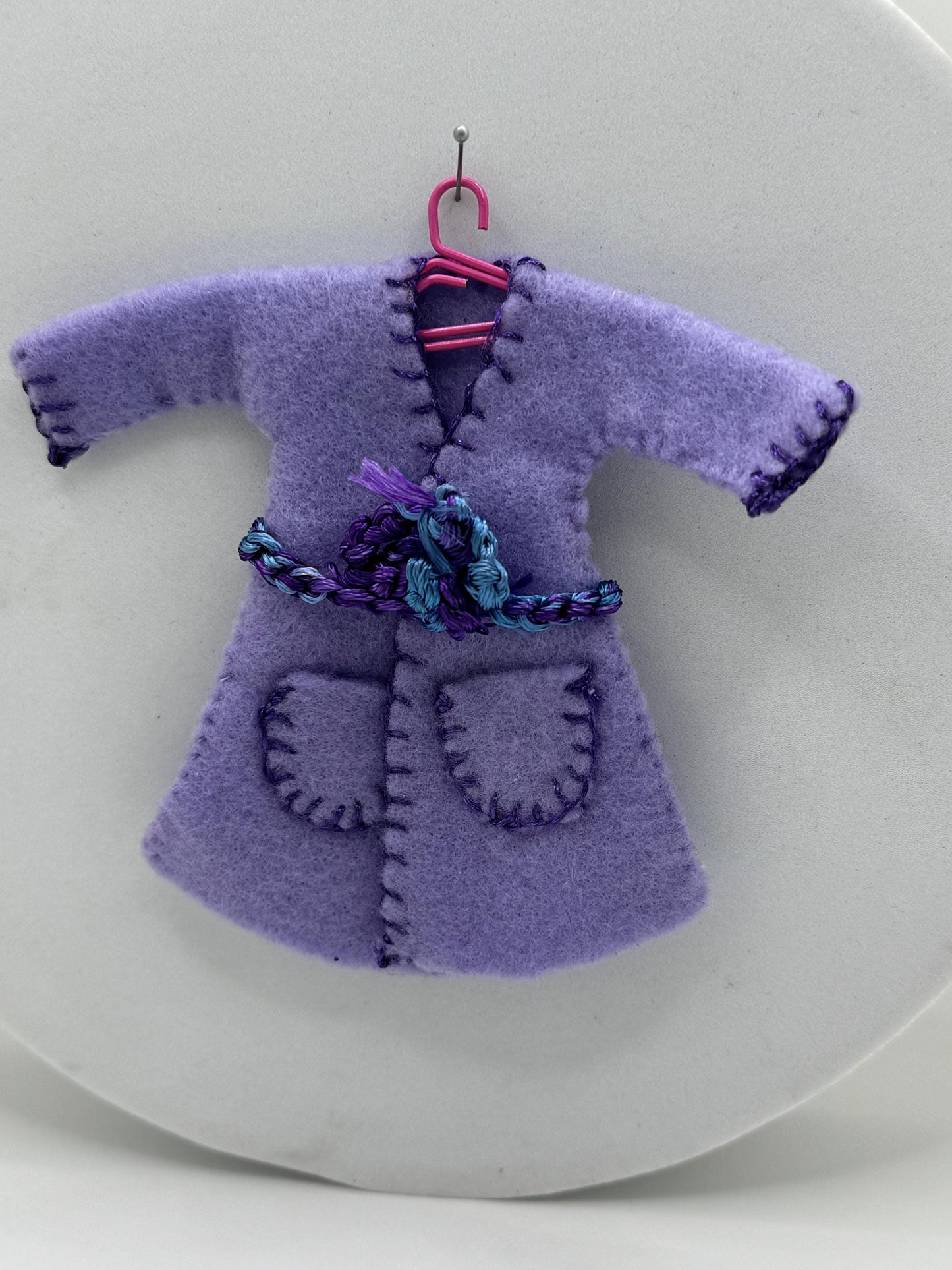 Dolls House 1/12th Dressing Gown x1